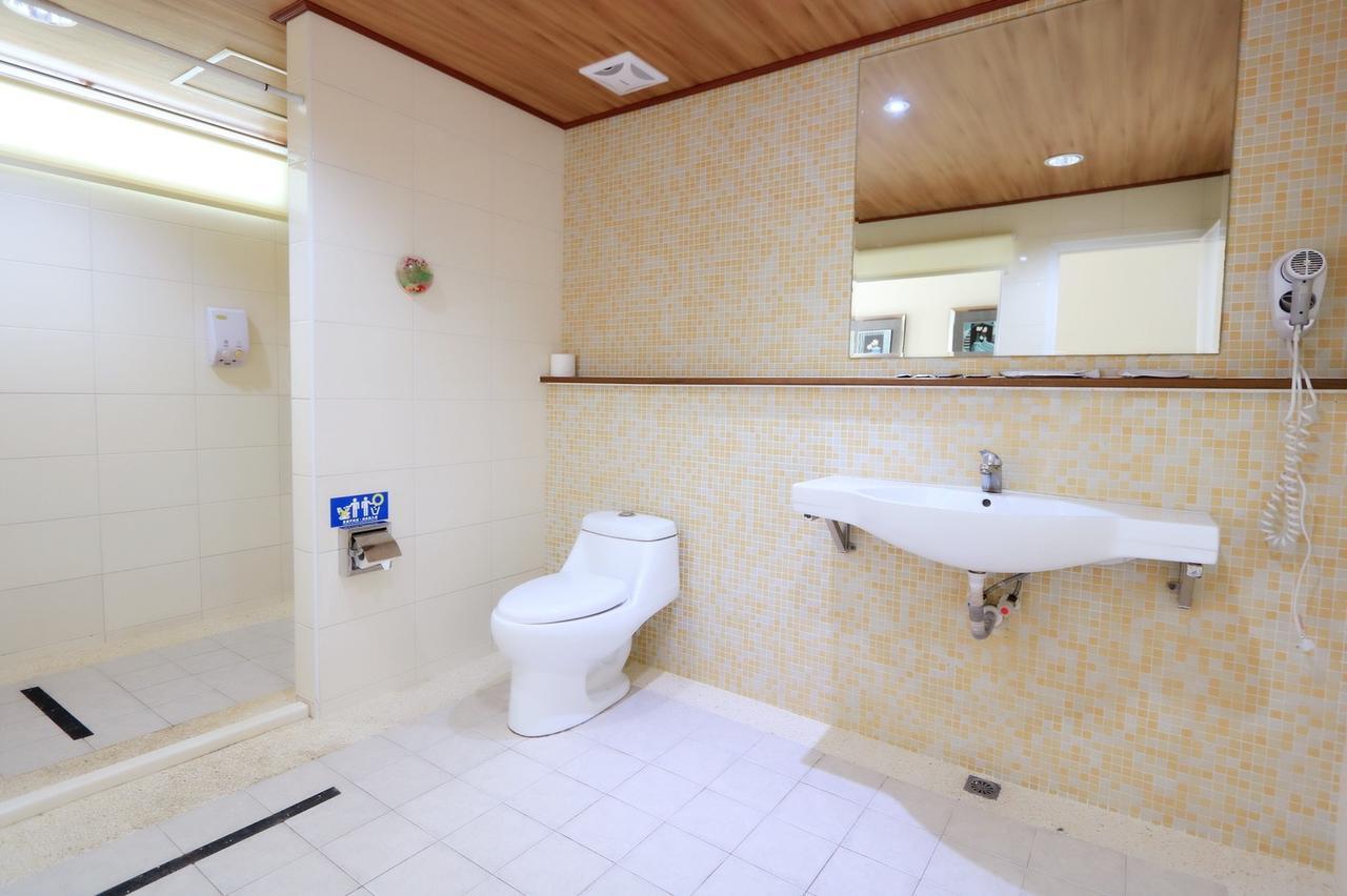 Kenting White Hotel ย่านเมืองเก่าเฮ้งชุน ภายนอก รูปภาพ